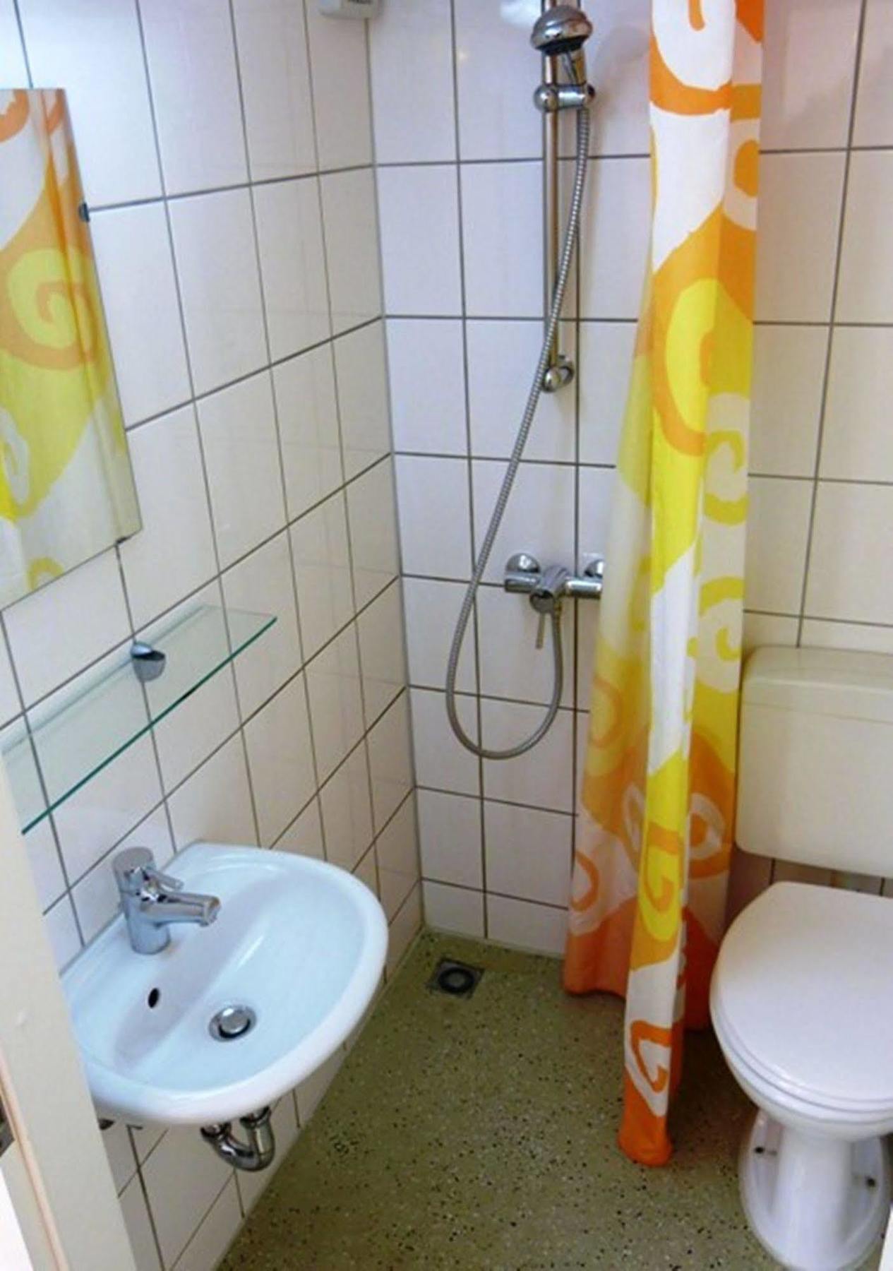 Wohnschiffe Severa Hotel Rostock Exterior foto